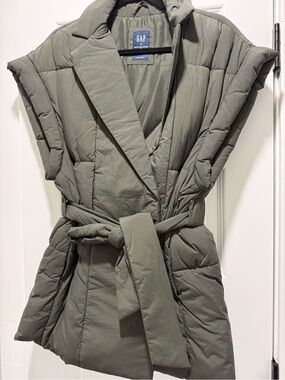 GAP Olive Quilted Belted Vest - Small
